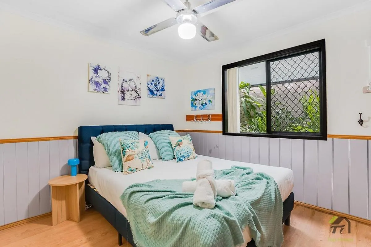 Quiet 5 Bedrooms House Located Springfield Lake Springfield Lakes Australia